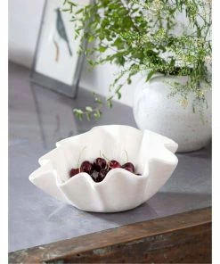 Regina Andrew Design Bowl Ceramic Ruffle (Available In 2 Sizes) Gifts By Occasion