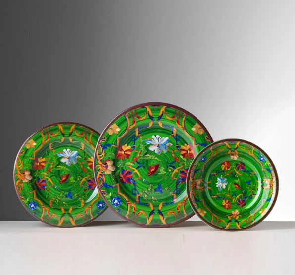 Pancale Green Melamine (Available In 3 Sizes) By Mario Luca Giusti Pancale Green Melamine (Available In 3 Sizes) By Mario Luca Giusti