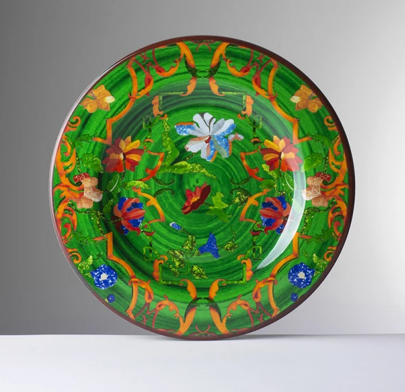 Pancale Green Melamine (Available In 3 Sizes) By Mario Luca Giusti Pancale Green Melamine (Available In 3 Sizes) By Mario Luca Giusti