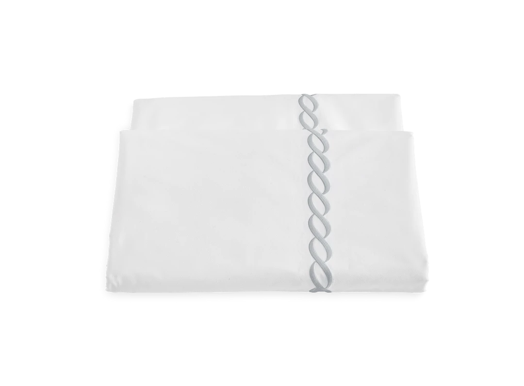 Sheeting Classic Chain Bedding Collection By Matouk Sheeting Classic Chain Bedding Collection By Matouk