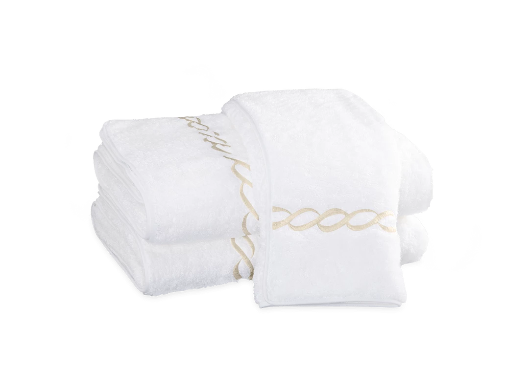 Classic Chain Towels Collection By Matouk Host/Hostess Classic Chain Towels Collection By Matouk Host/Hostess