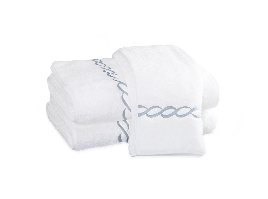 Classic Chain Towels Collection By Matouk Host/Hostess Classic Chain Towels Collection By Matouk Host/Hostess