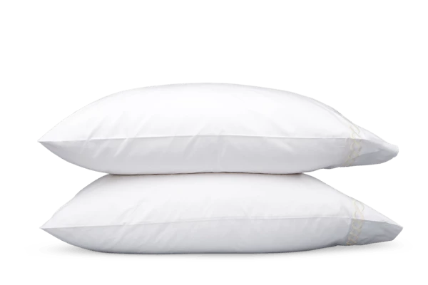 Sheeting Classic Chain Bedding Collection By Matouk Sheeting Classic Chain Bedding Collection By Matouk