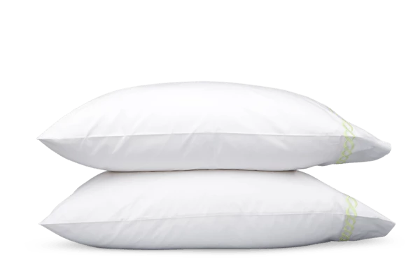 Sheeting Classic Chain Bedding Collection By Matouk Sheeting Classic Chain Bedding Collection By Matouk