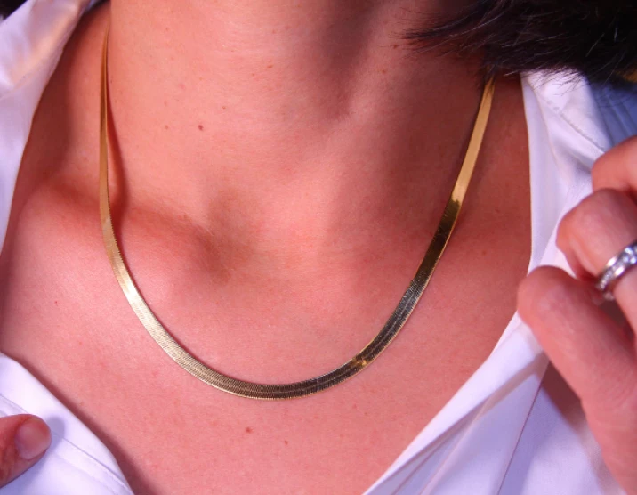 Mabel Chong Gold Snake Chain Necklace Gifts By Recipient Mabel Chong Gold Snake Chain Necklace Gifts By Recipient