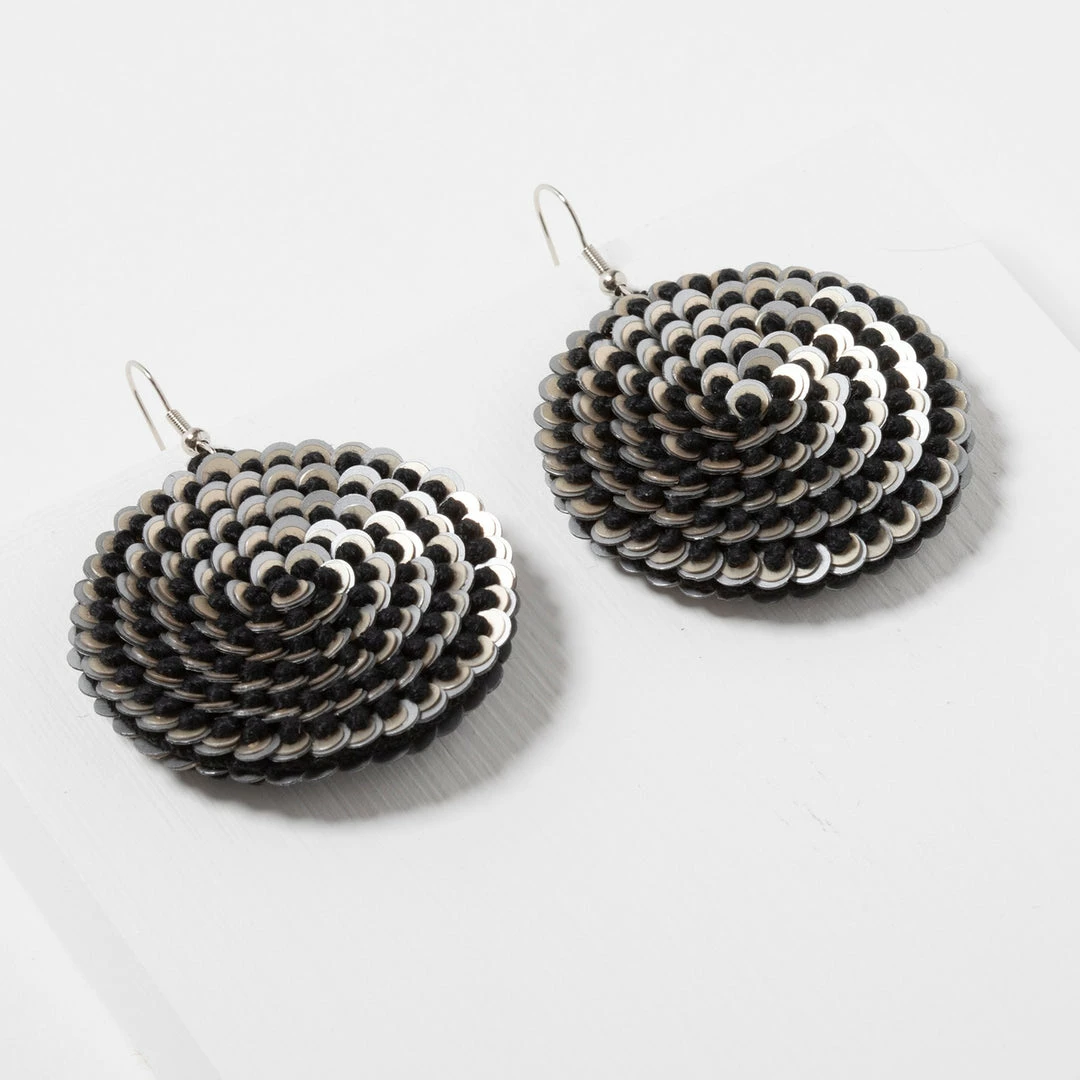 Lori Weitzner Kali Earrings In Charcoal Gifts By Recipient Lori Weitzner Kali Earrings In Charcoal Gifts By Recipient
