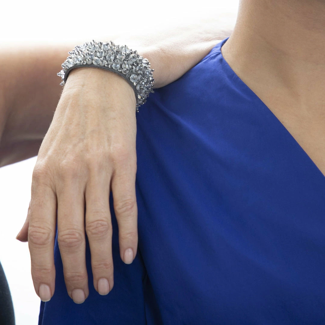 Lori Weitzner Gifts By Occasion Penelope Bracelet In Pearl Lori Weitzner Gifts By Occasion Penelope Bracelet In Pearl