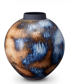 Terra Short Vase By L'Objet