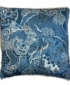 Signature Pillows Anthem Big Pewter Lion Pillow (Available In 2 Colors)