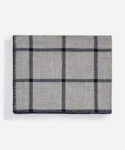 Throw Collection Graydon By Alicia Adams Gifts By Occasion