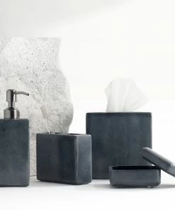 Kassatex Noir Soap Dish Host/Hostess